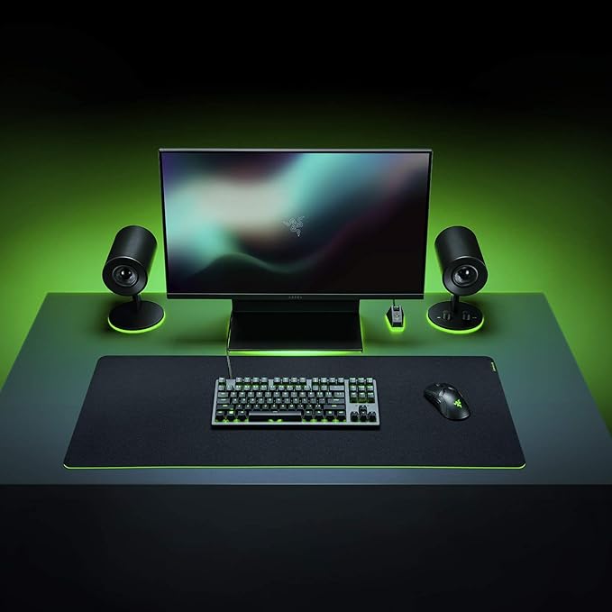Razer Gigantus V2 Cloth Gaming Mouse Pad (Large): Thick, High-Density Foam - Non-Slip Base - Classic Black