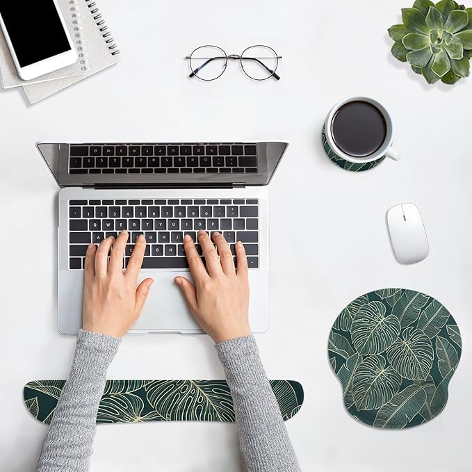 Britimes Ergonomic Mouse Pad Set with Wrist Rest Green Palm Leaves Non-Slip Rubber Base Wrist Cushion Support and Coasters Mousepad with Wrist Support for Computer Keyboard and Desk