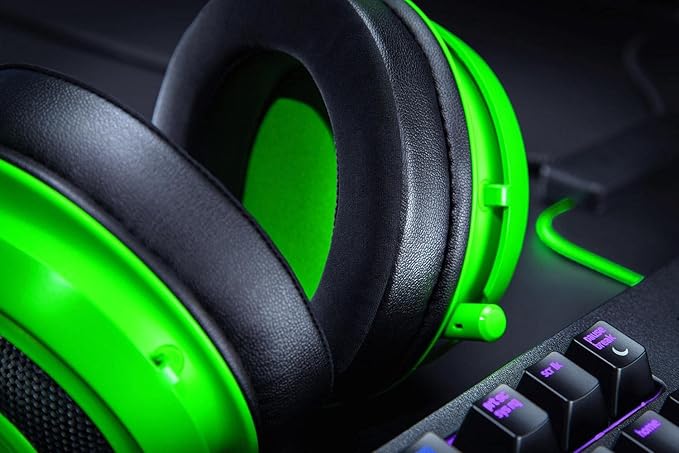 Razer Kraken Gaming Headset: Lightweight Aluminum Frame, Retractable Noise Isolating Microphone, For PC, PS4, PS5, Switch, Xbox One, Xbox Series X & S, Mobile, 3.5 mm Audio Jack – Green