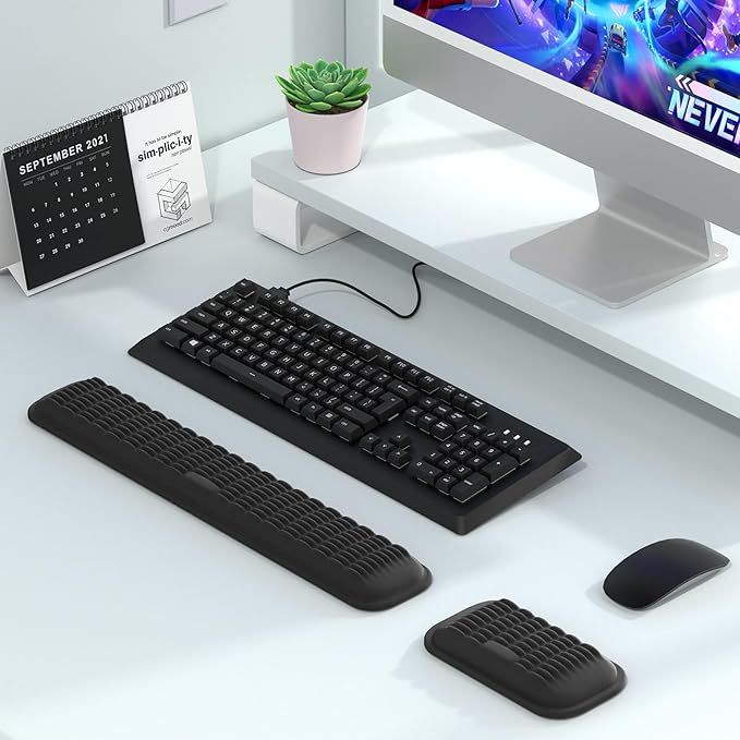 MEKASS Ergonomic Wrist Rest for Keyboard and Mouse, Soft Memory Foam Keyboard Wrist Rest Set with Non-Slip Silicone Base, Easy Typing, Comfort for Office, Work, Gaming (Classic Black)
