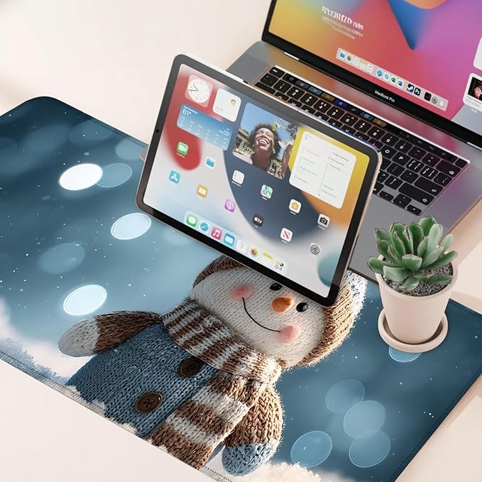Desk Mat, XXL Extended Gaming Pad for Desktop, 31x12 Inches Scarf and Hat Snowman, Large Non-Slip Vegan Leather Surface with Stitched Edges, Keyboard Mouse Mat for Home Office