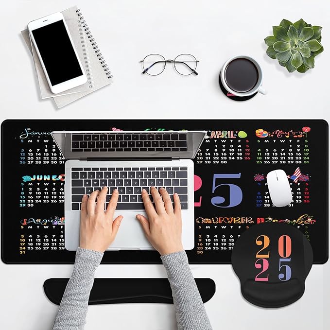 Arttown Desk Mat 2025 Calendar Office Mouse Pad Set 4 in 1 Black Month Day Ergonomic Design Large Desk Pad + Keyboard Wrist Rest + Mouse Wrist Rest + Coaster Suitable for Home Office Study Game