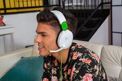 Turtle Beach Recon 70 Multiplatform Gaming Headset for Xbox Series X|S, Xbox One, PS5, PS4, PC & Mobile w/ 3.5mm Wired Connection - Flip-to-Mute Mic, 40mm Speakers, Lightweight Design, White