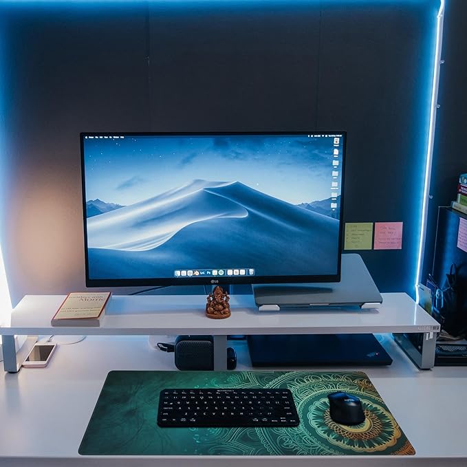 Large Gaming Mouse Pad for Desk,Retro Mandala Flower Desk Mat for Desktop,Mandala Floral Desk Pad, Extended Big Computer Keyboard Mouse Pad with Non-Slip Base and Stitched Edge 31.5"x11.8"